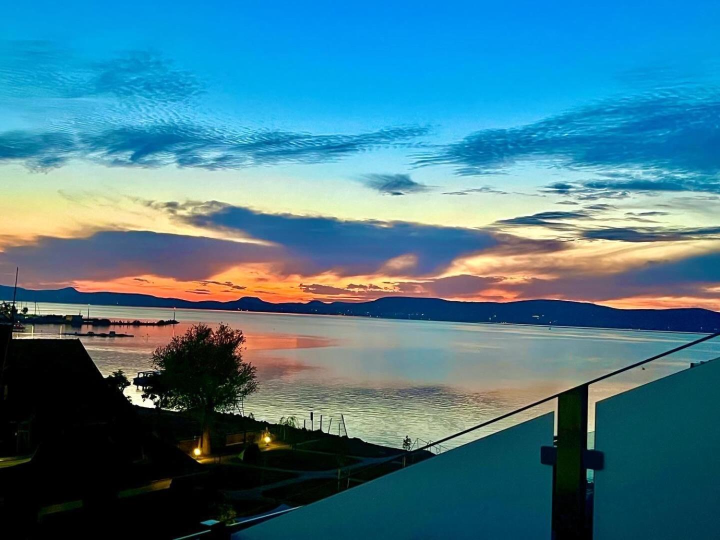 Lelle Marine Voila * Balatonlelle